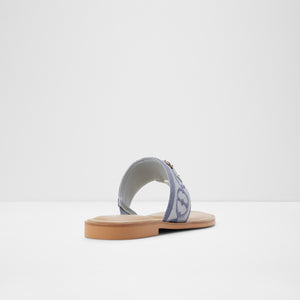 Coralynna / Flat Sandals