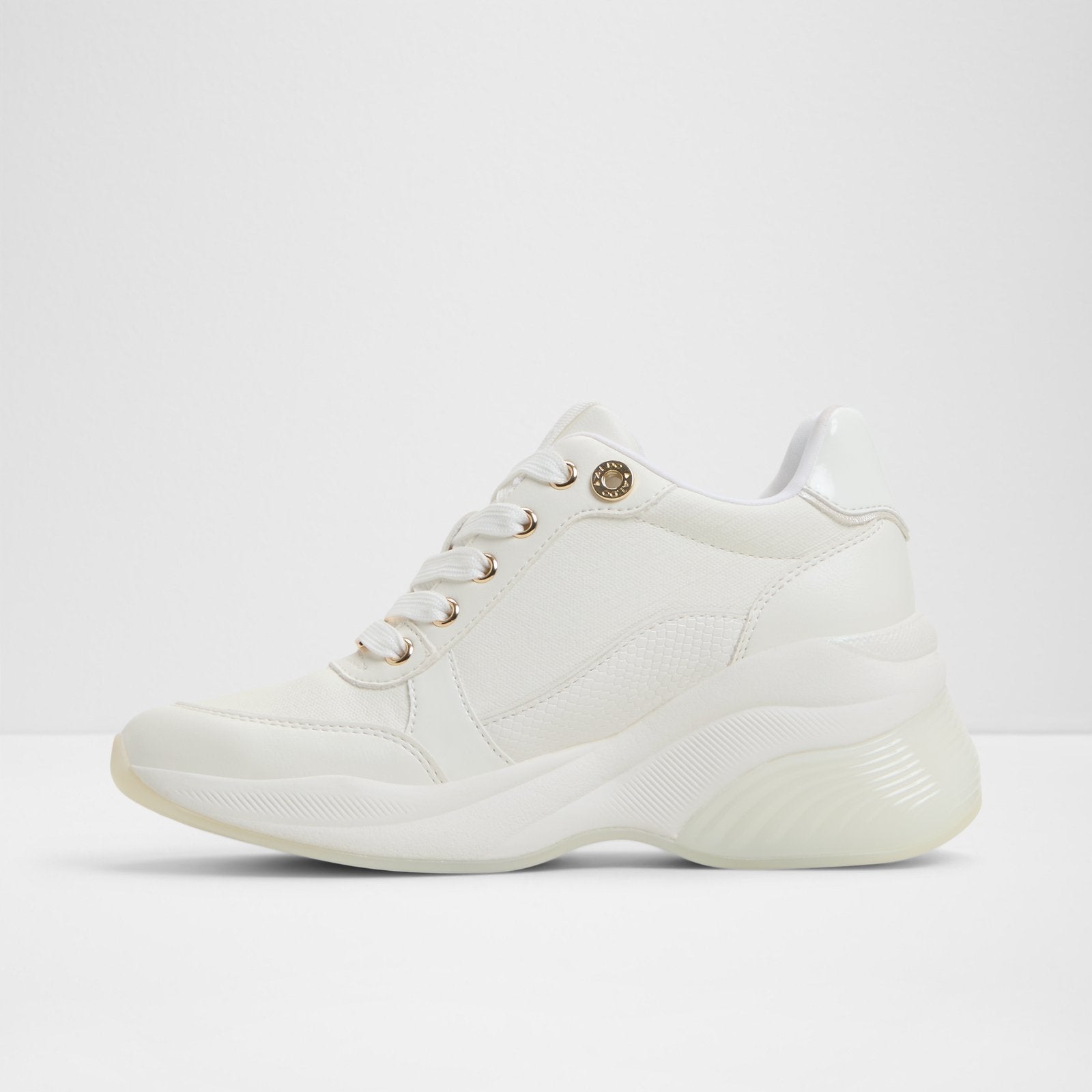 Core / Wedge Sneakers