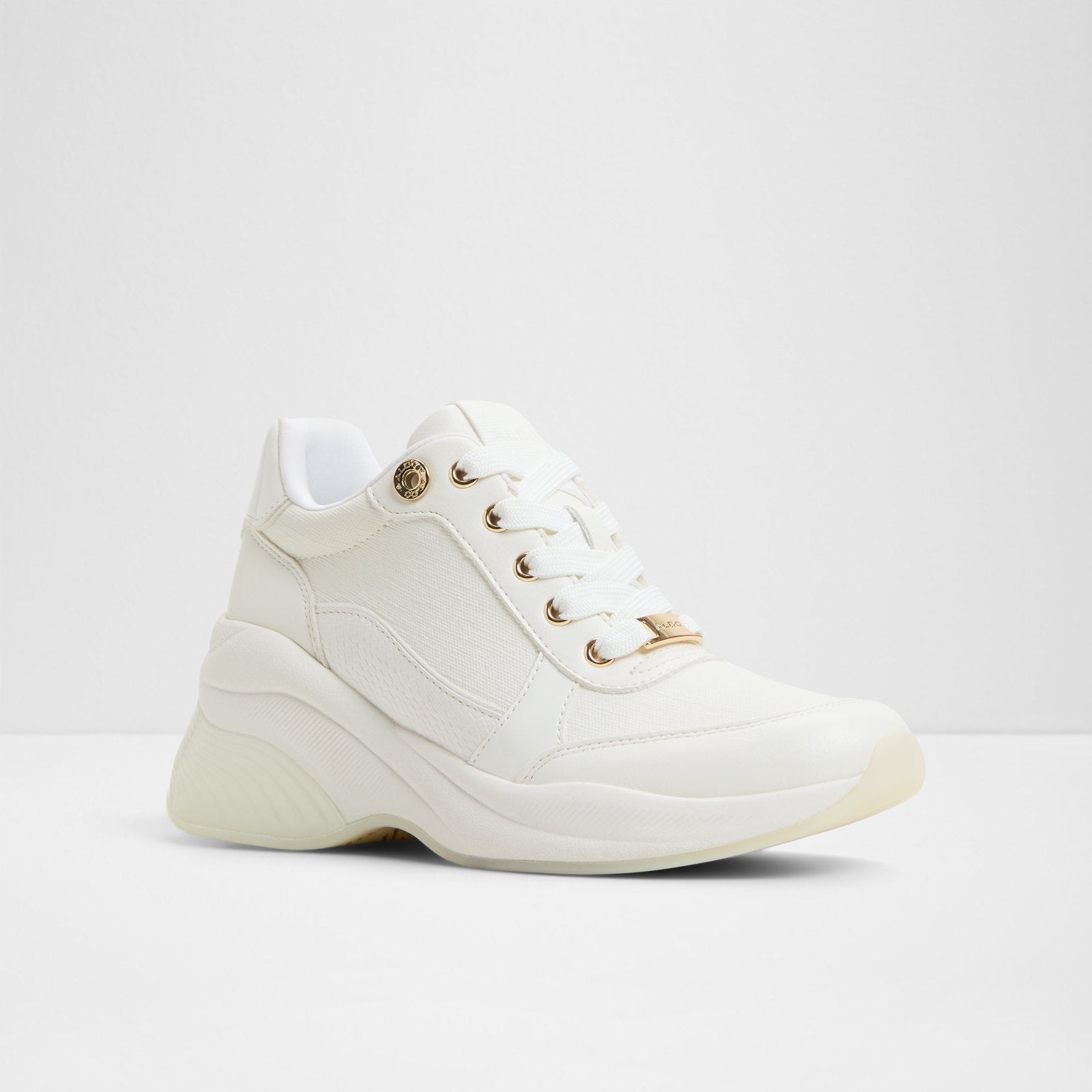 Core / Wedge Sneakers