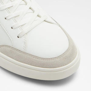 Courtspec / Sneakers