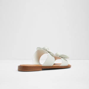 Creekside / Flat Sandals