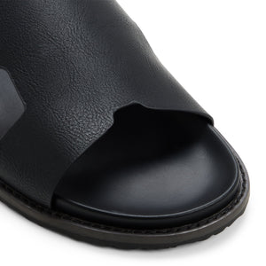Crestmont / Flat Sandals