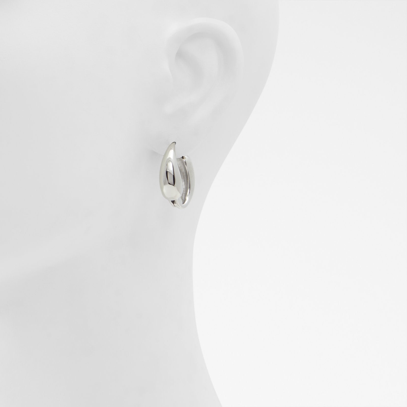 Cristyna / Accessories