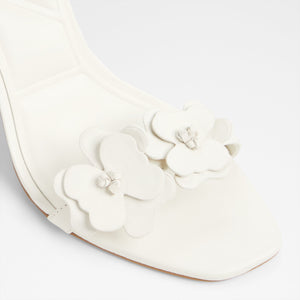 Daisylily / Heeled Sandals