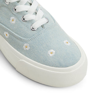 Daizey  /  Sneakers