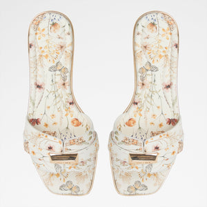 Darine / Flat Sandals