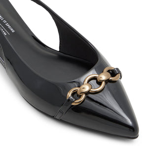 Darya / Flat Sandals