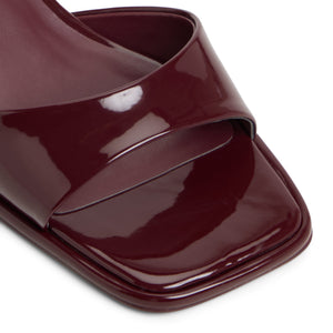 Dashaa / Heeled Sandals