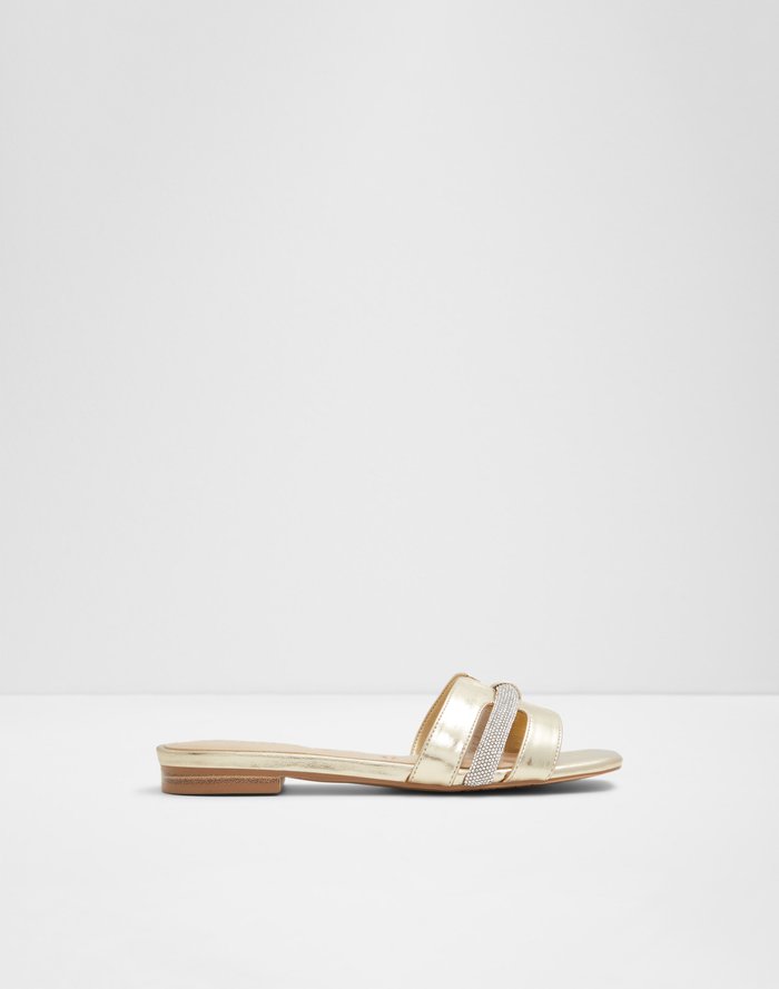 Deandra / Flat Sandals