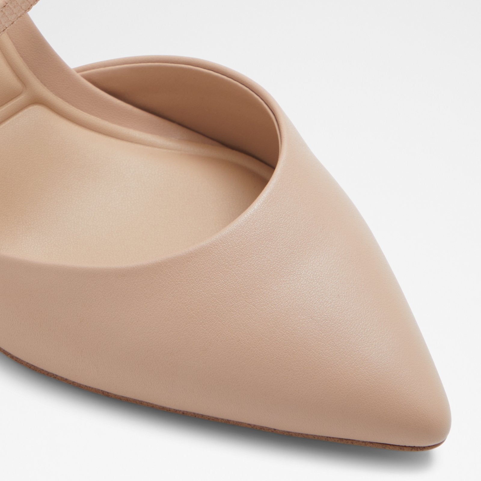 Deatram / Heeled Shoes