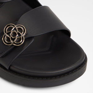 Delainey / Flat Sandals