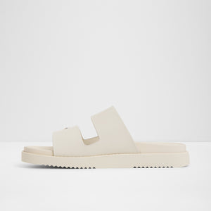 Delainey / Flat Sandals