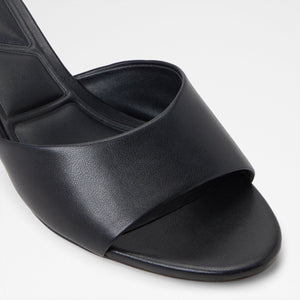 Delphinia / Heeled Sandals