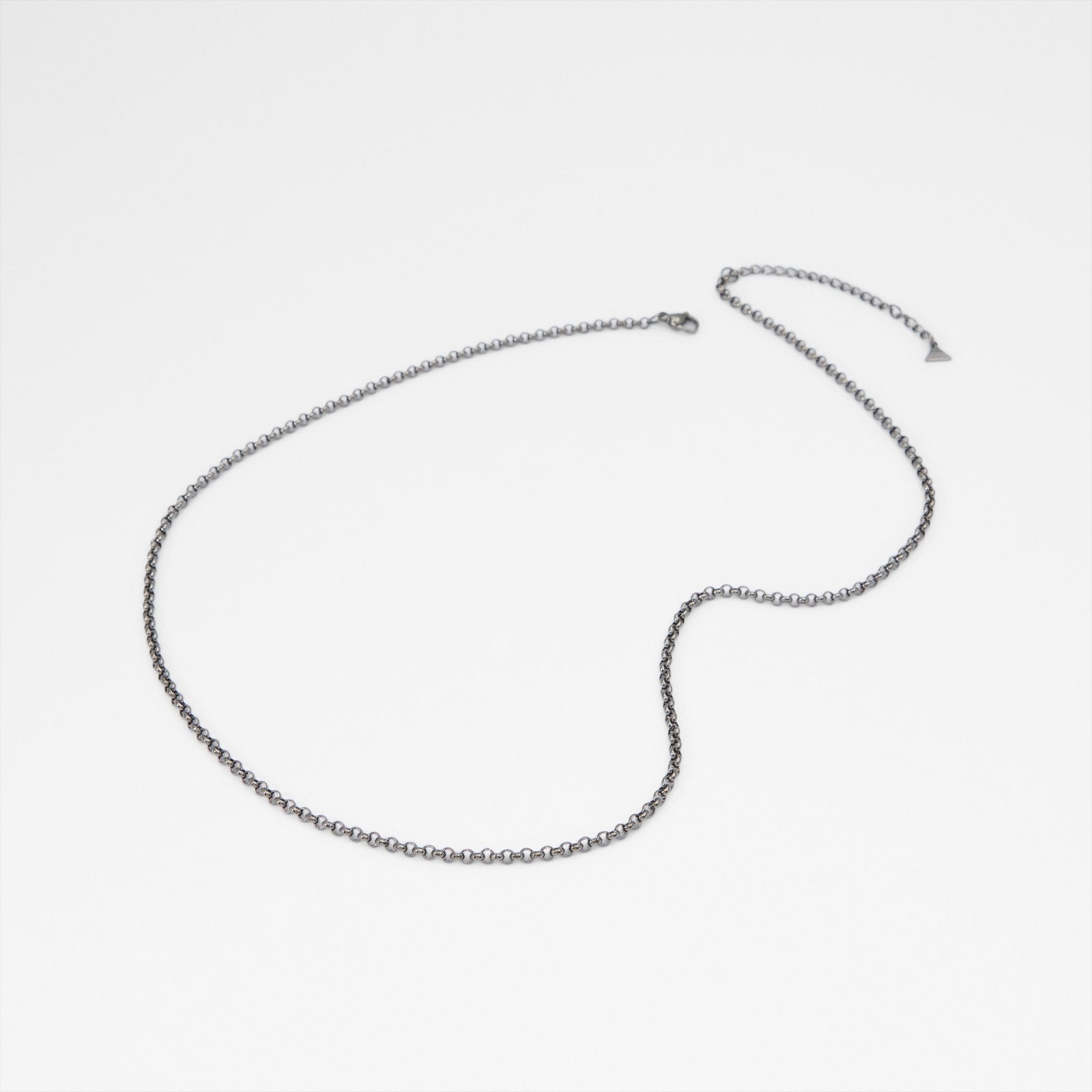 Demian / Accessories