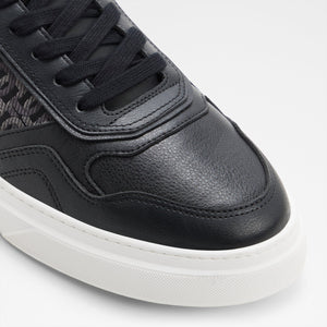 Desmond / Lace Ups