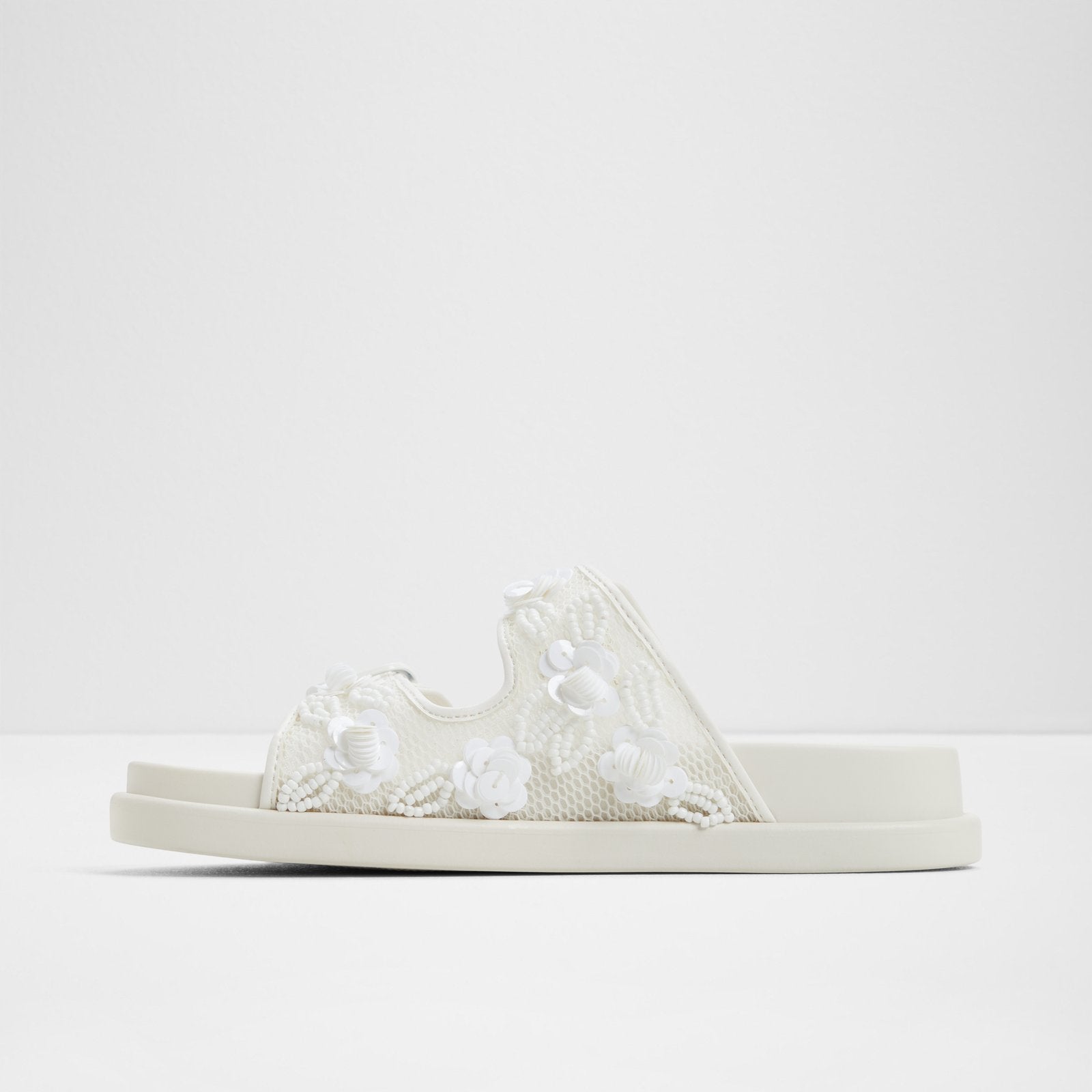 Devanassi / Flat Sandals