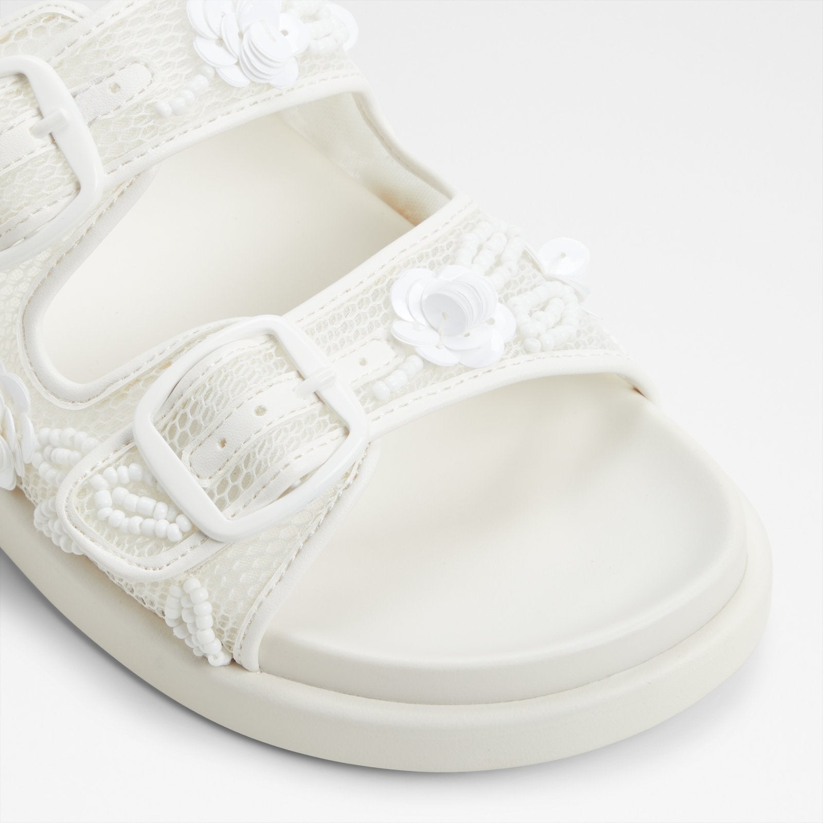 Devanassi / Flat Sandals