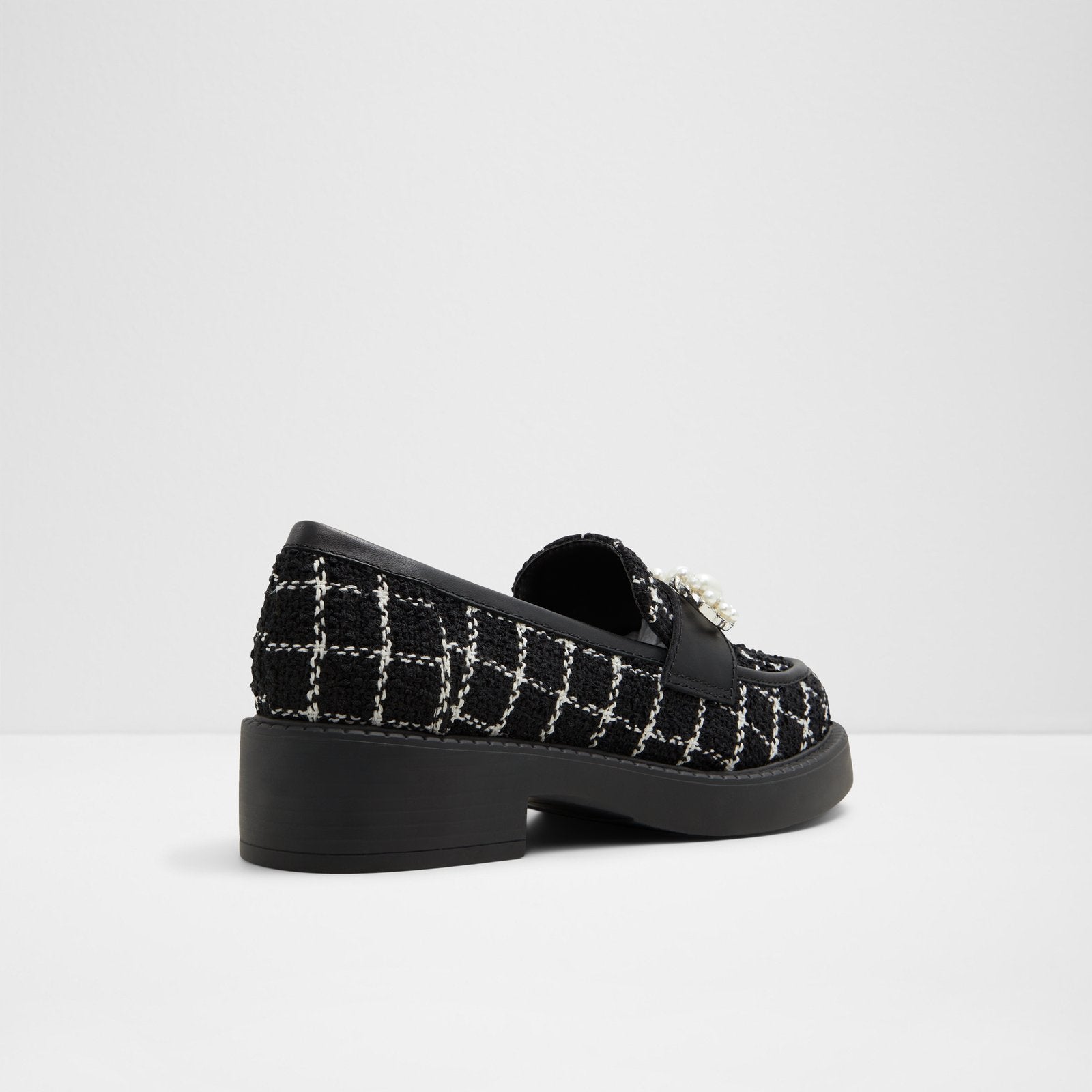 Dinara / Loafers