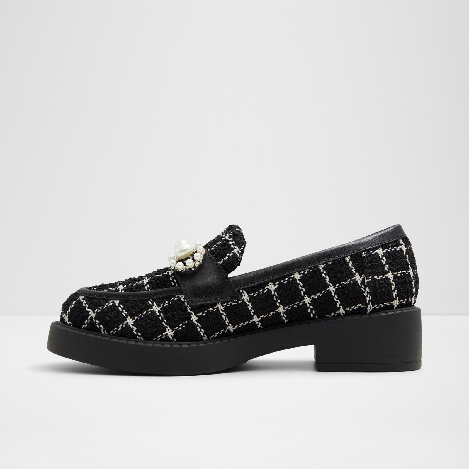 Dinara / Loafers