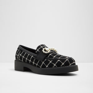 Dinara / Loafers