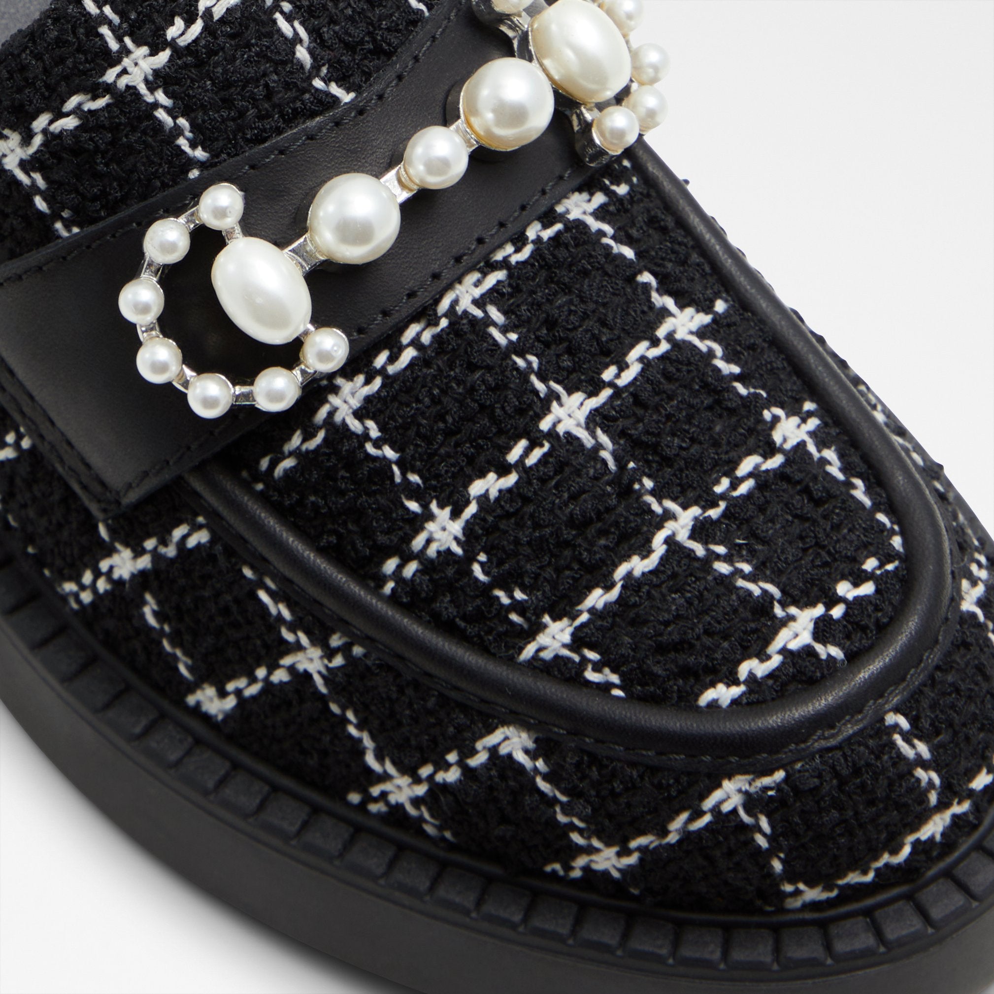 Dinara / Loafers