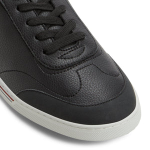 Domenico  /  Sneakers