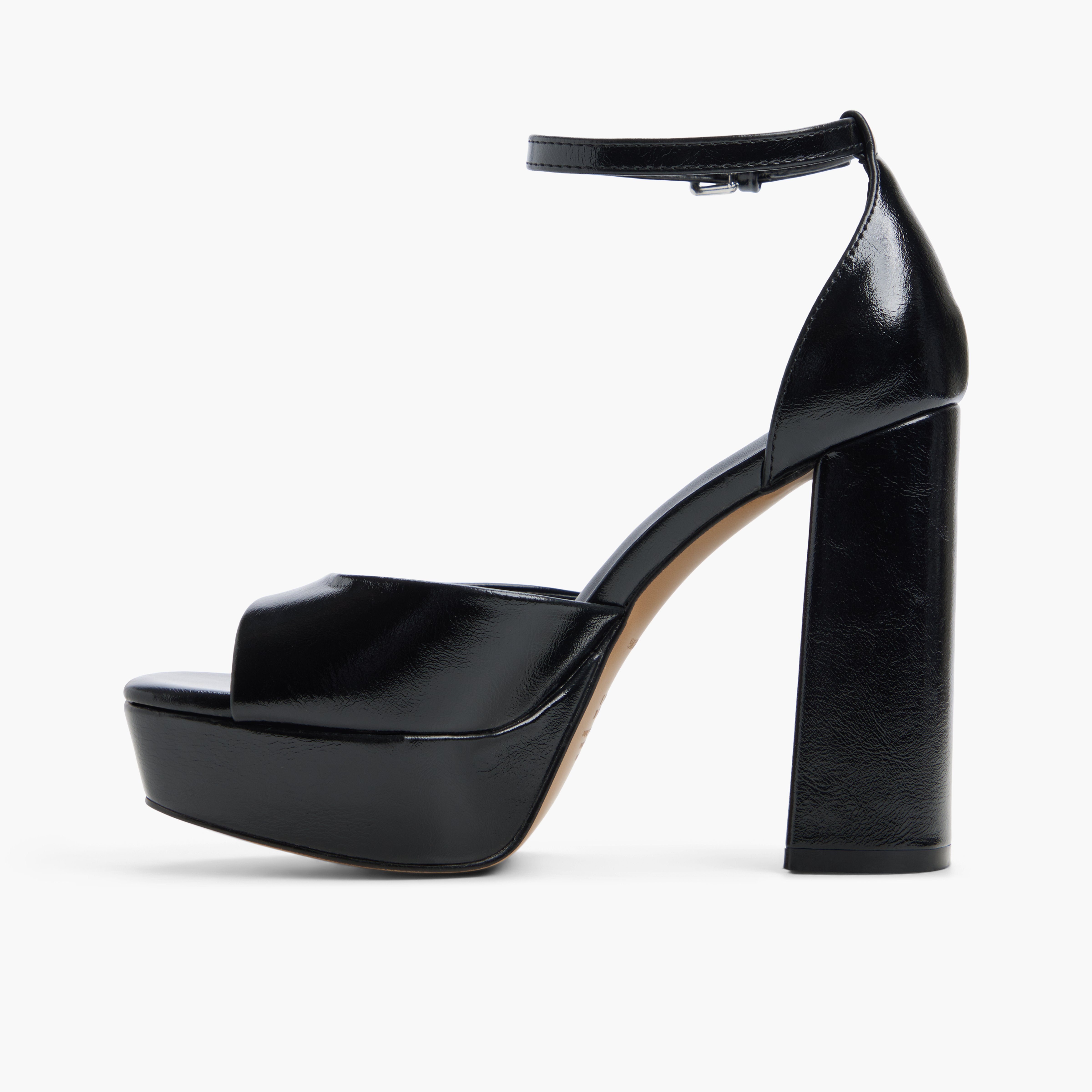 Domminika \ Heeled Sandals