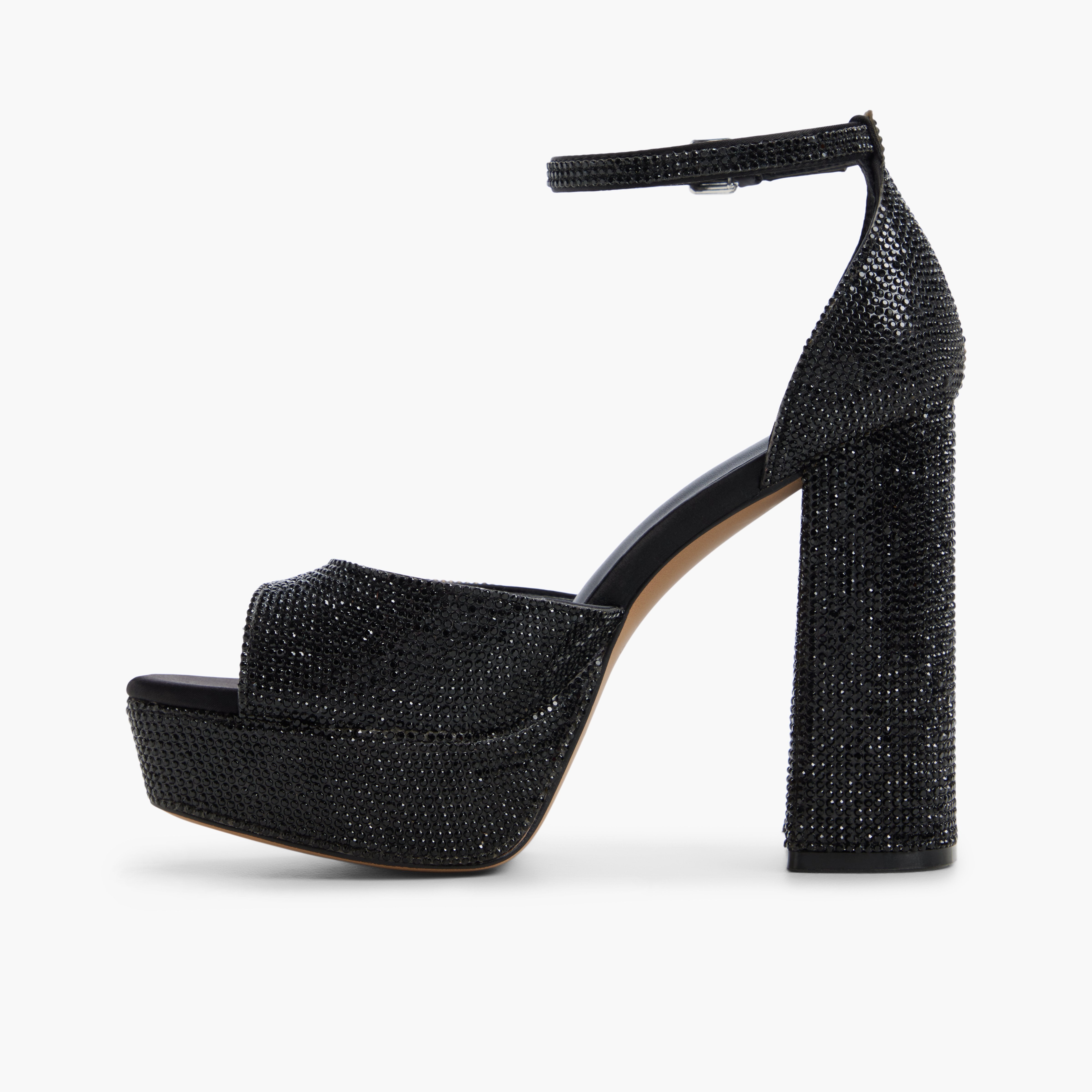 Domminika \ Heeled Sandals