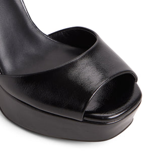 Domminique / Heeled Sandals