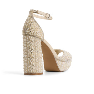 Domminique / Heeled Sandals
