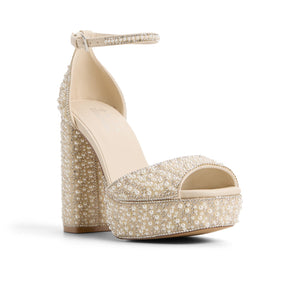 Domminique / Heeled Sandals