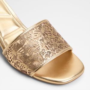 Dorisse / Heeled Sandals