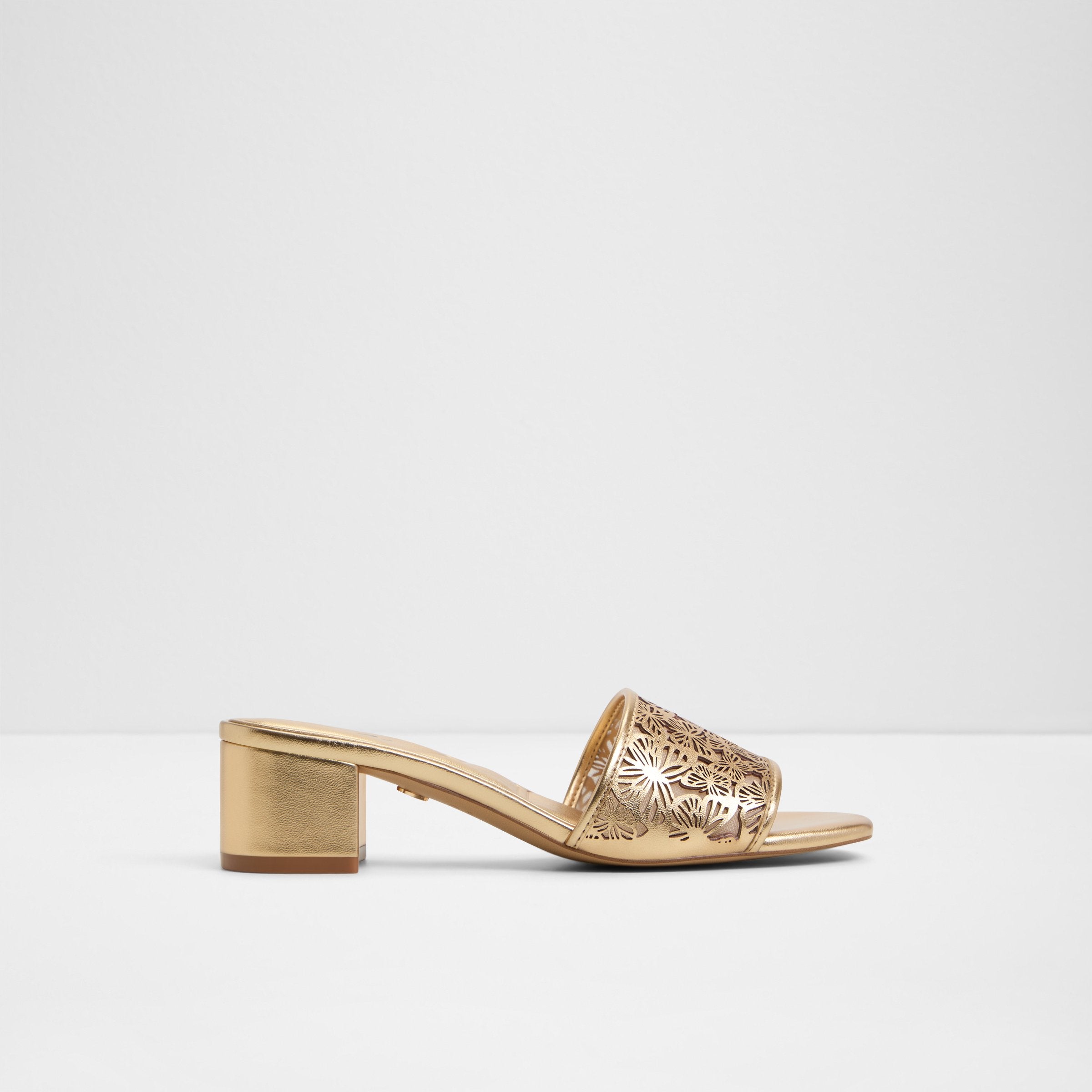 Dorisse / Heeled Sandals