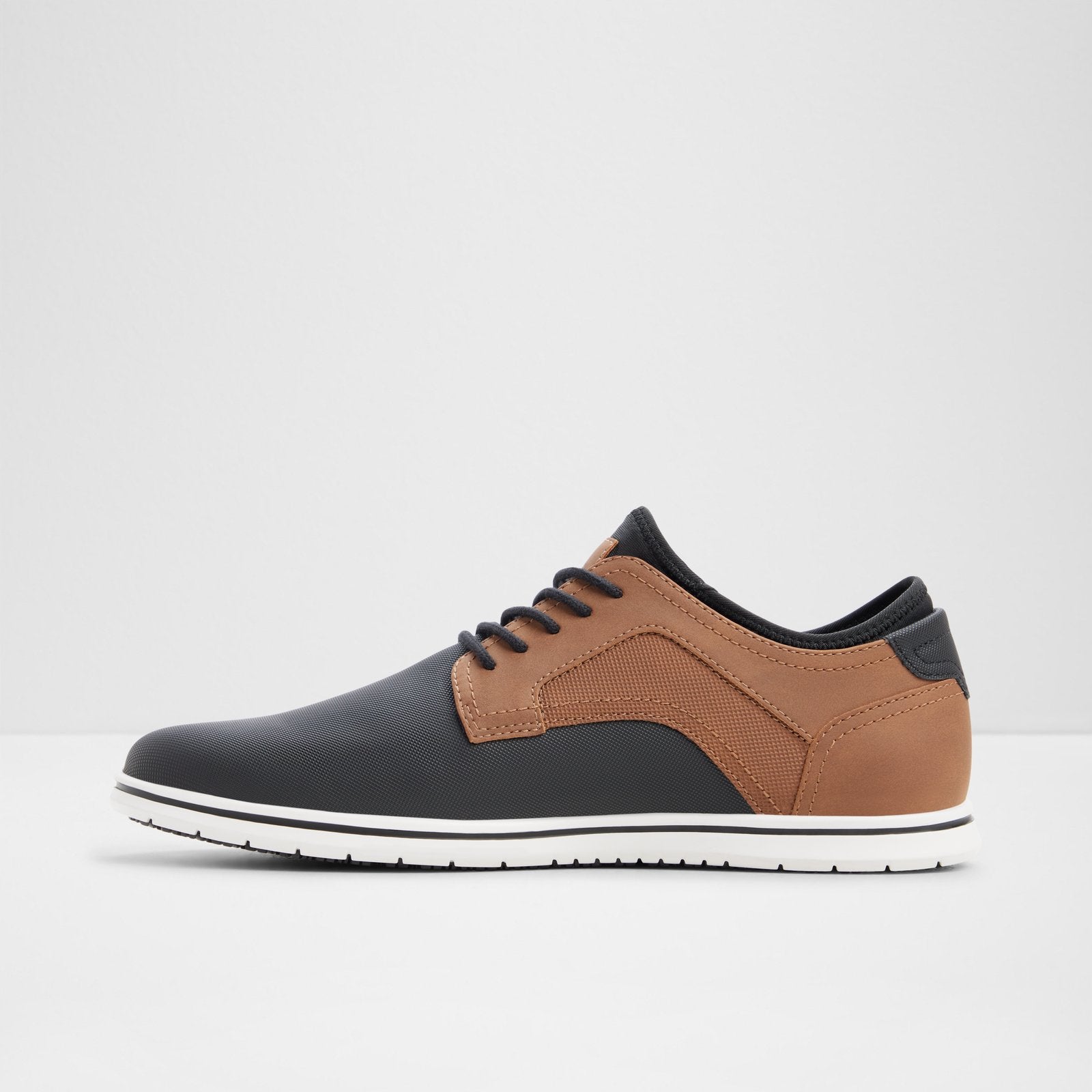 Drymos / Lace Ups