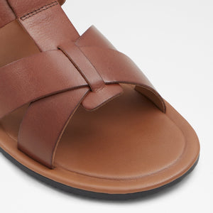 Educien / Flat Sandals Men Shoes - Cognac - ALDO KSA