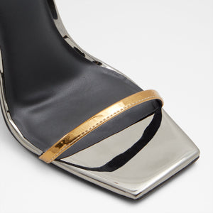Elamaedar / Heeled Sandals