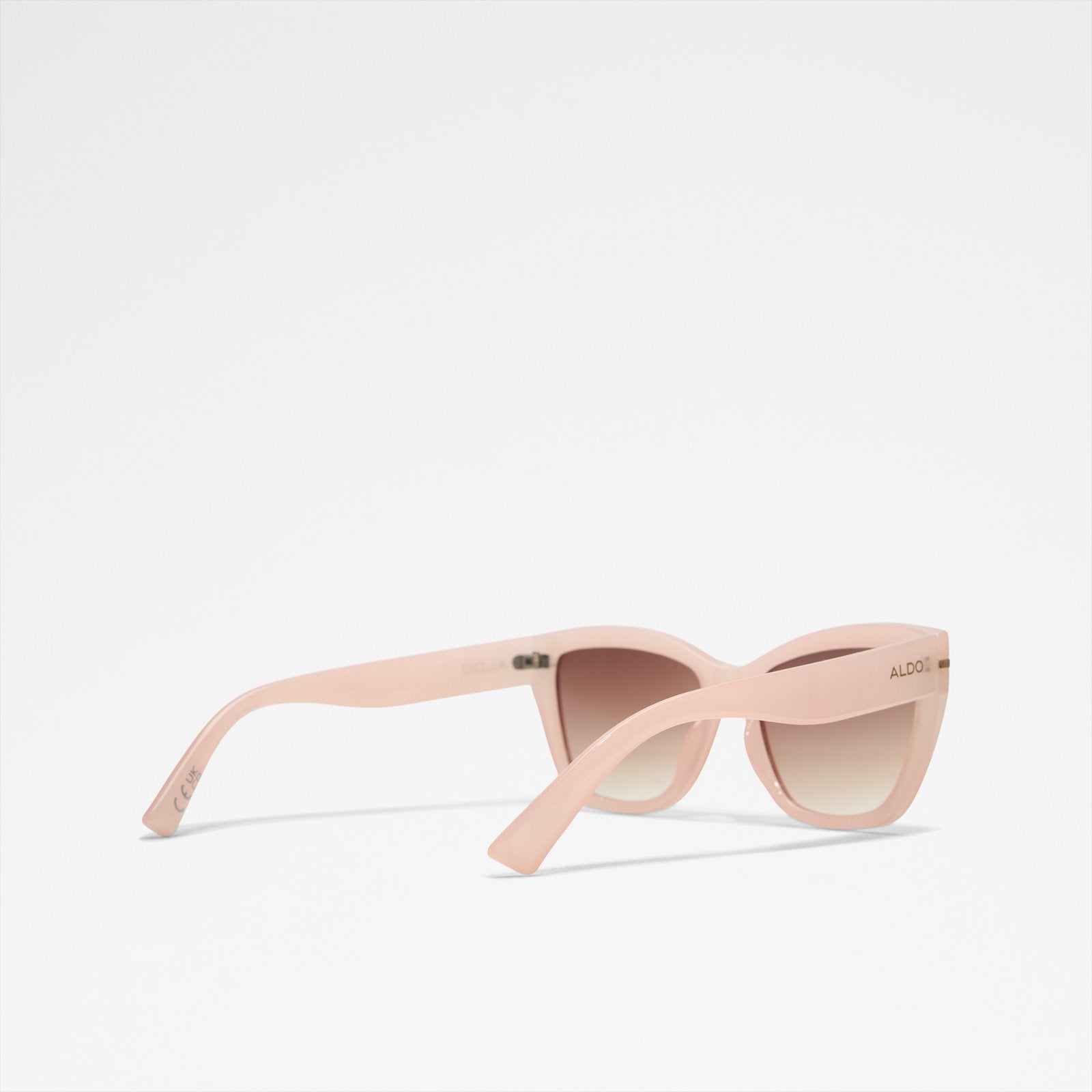 Elbaegyn / Accessories