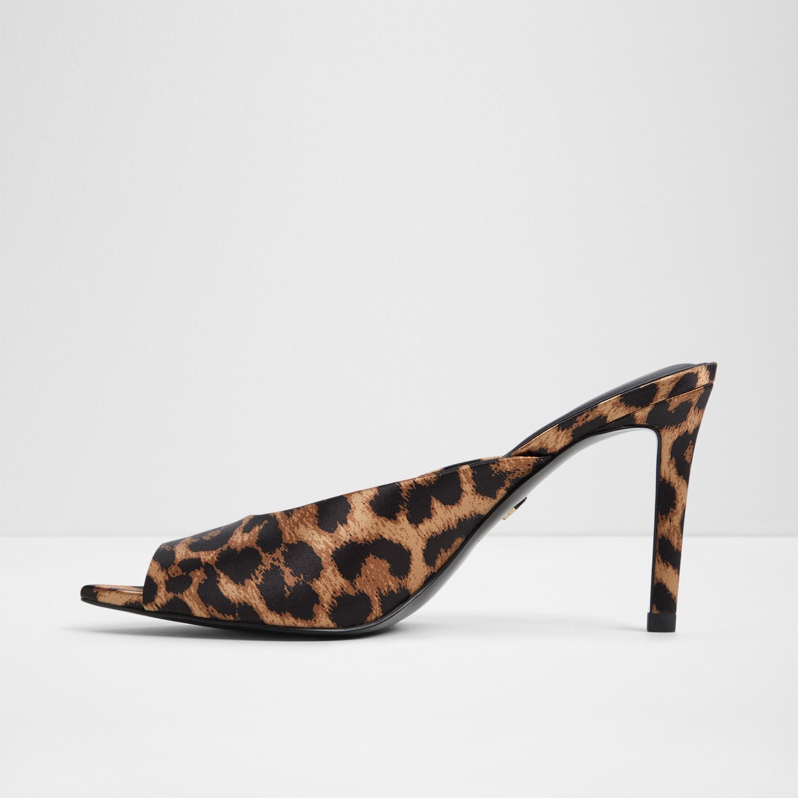 Elenara / Heeled Sandals