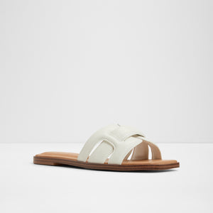 Eleny / Flat Sandals