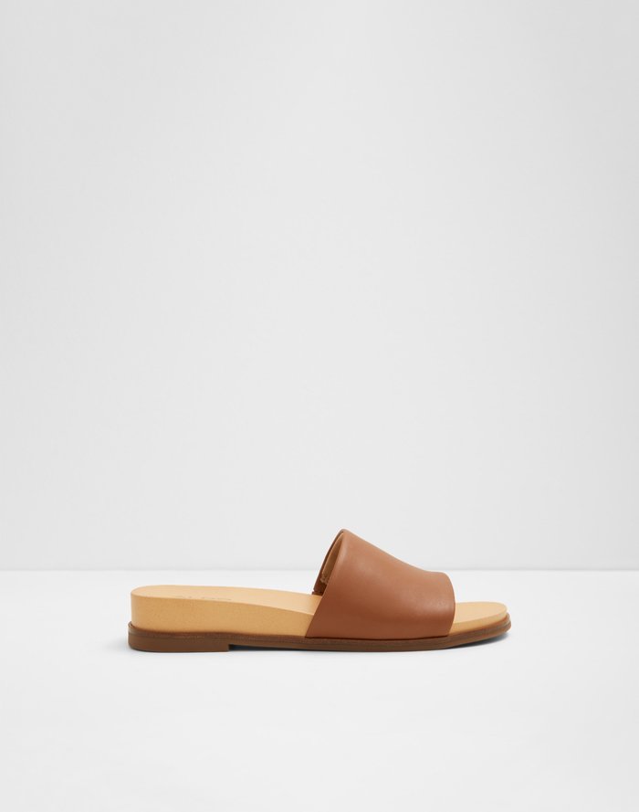 Elina / Flat Sandals