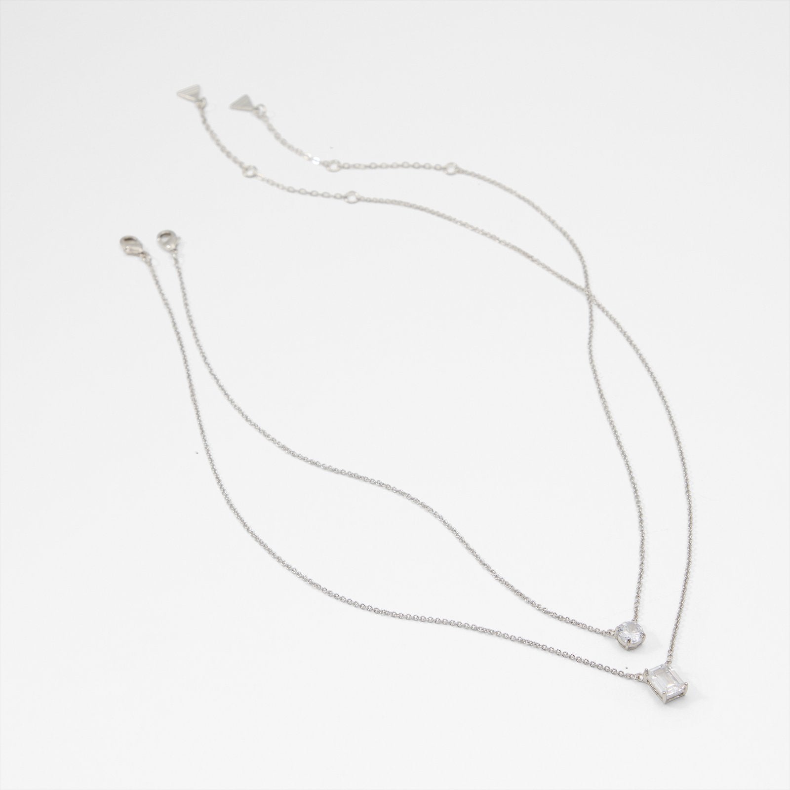 Elissah / Necklaces