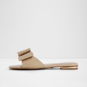 Eloquent / Flat Sandals