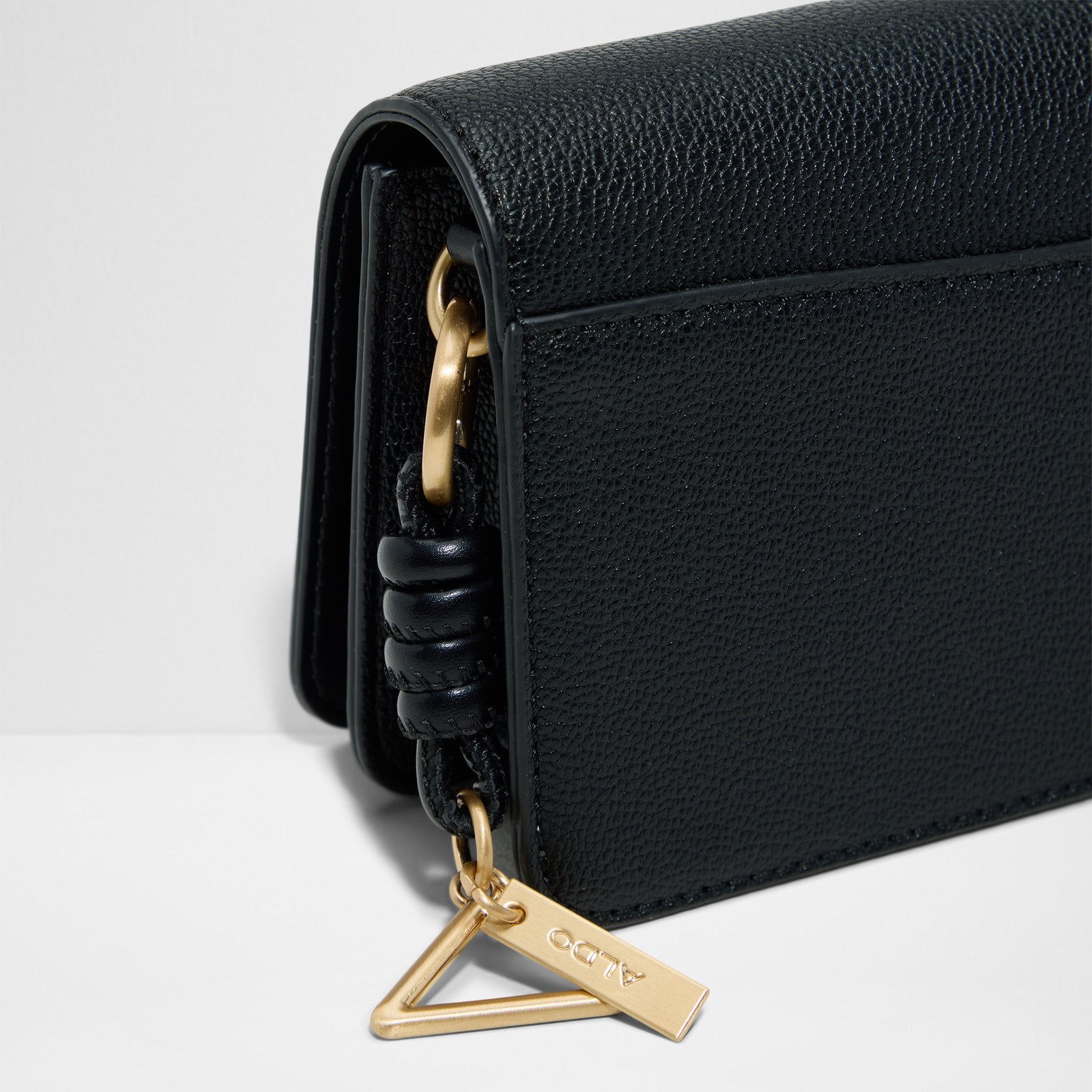 Emmelyna / Cross Body