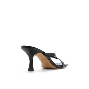 Enalen / Heeled Sandals
