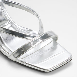 Enalen / Heeled Sandals