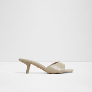 Enchanting / Heeled Sandals