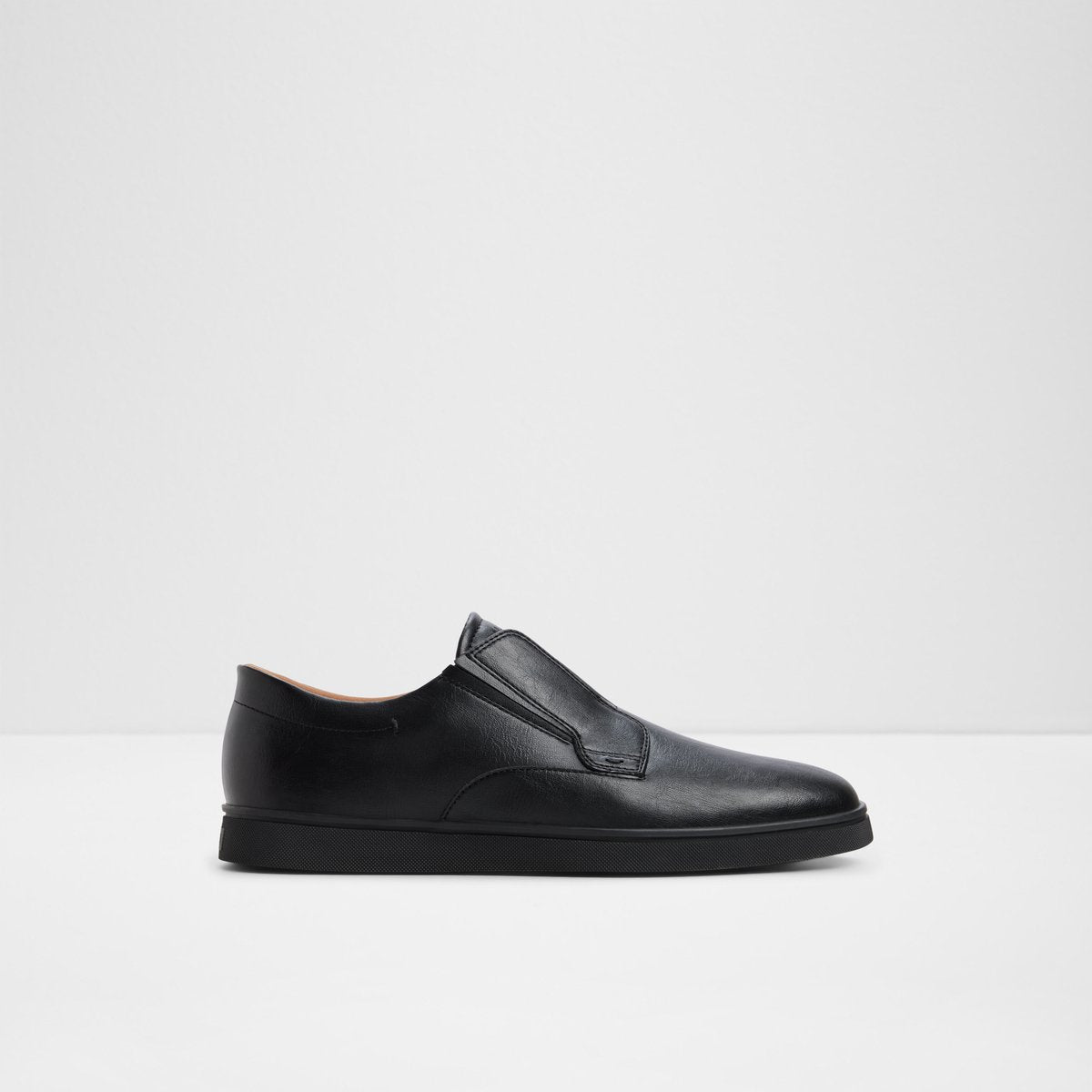 Enio / Slip Ons