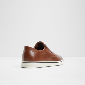 Enio / Slip Ons