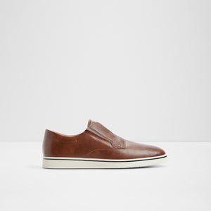 Enio / Slip Ons