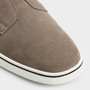 Enio / Slip Ons